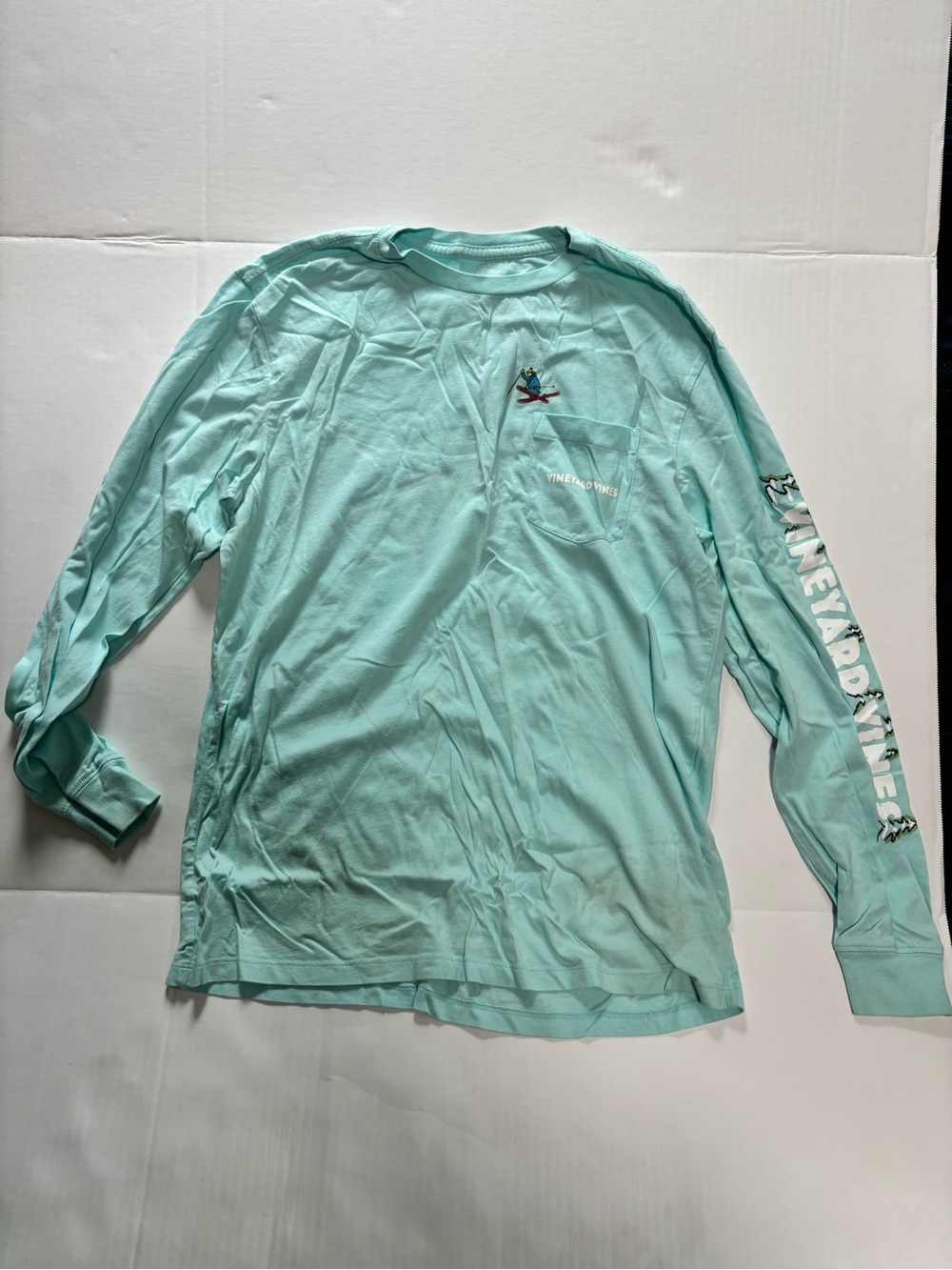 Vineyard Vines Men's Long-Sleeve Swim Rash Guard in Mint Green